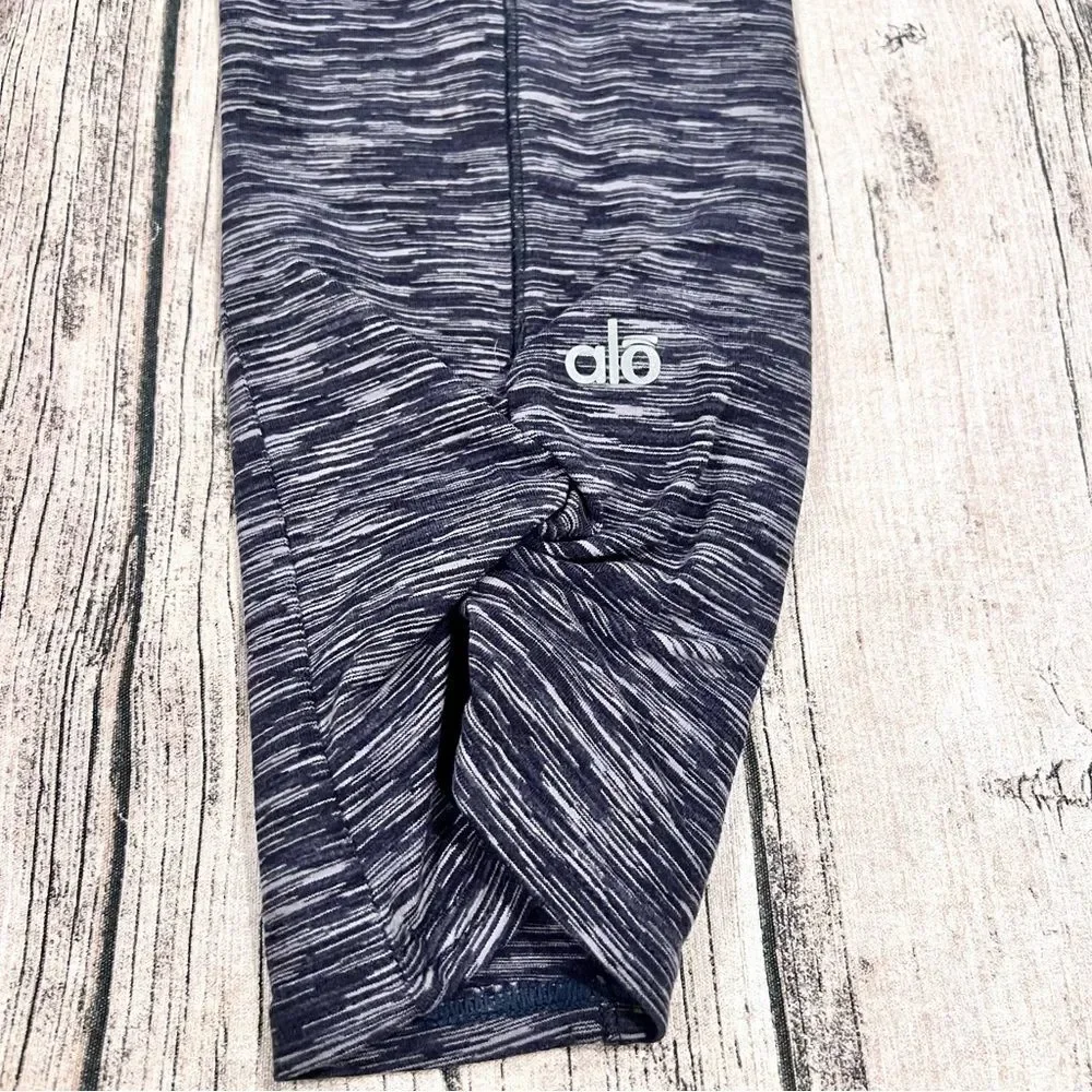 Alo Yoga cropped space dye leggings with rouching at cuffs size small